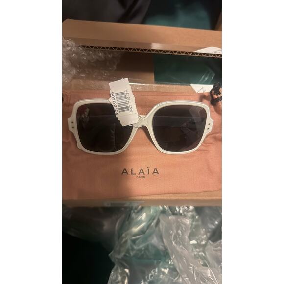 Alaïa 56mm Square Sunglasses white grey main image 7